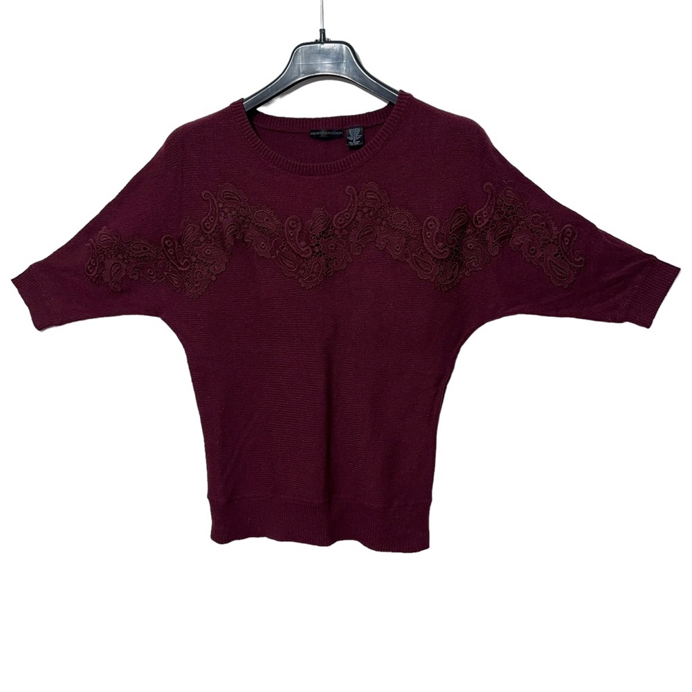 Preswick & Moore Womens Wool Blend Sweater Doleman Sleeve with Paisley Applique